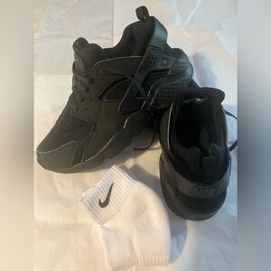 Nike Black Huarache Sneakers